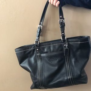 Used Black COACH leather purse