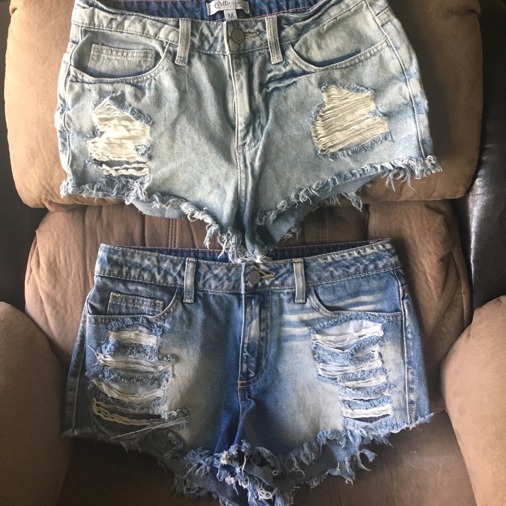 2 pairs of Cello Jean shorts.