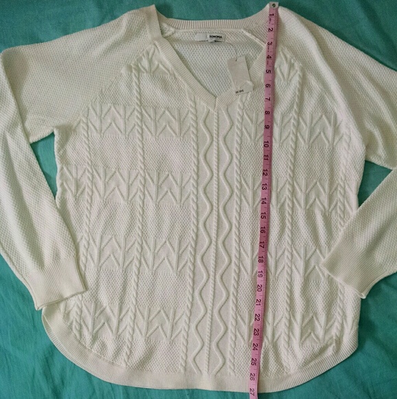 2/$20 White Sonoma Sweater L - Picture 3 of 5
