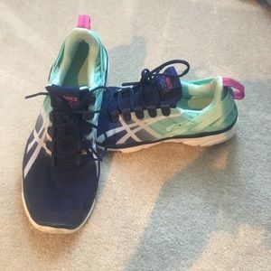 Asics Gel-Fit Sana Cross-Training Sneakers