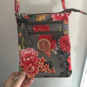 Cross body purse