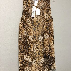 Lady Noiz vest like animal print
