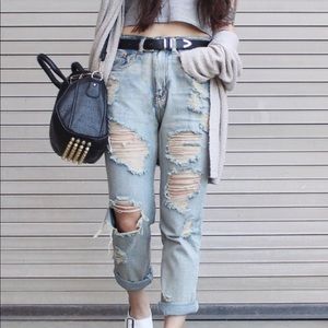 Ripped distressed jeans