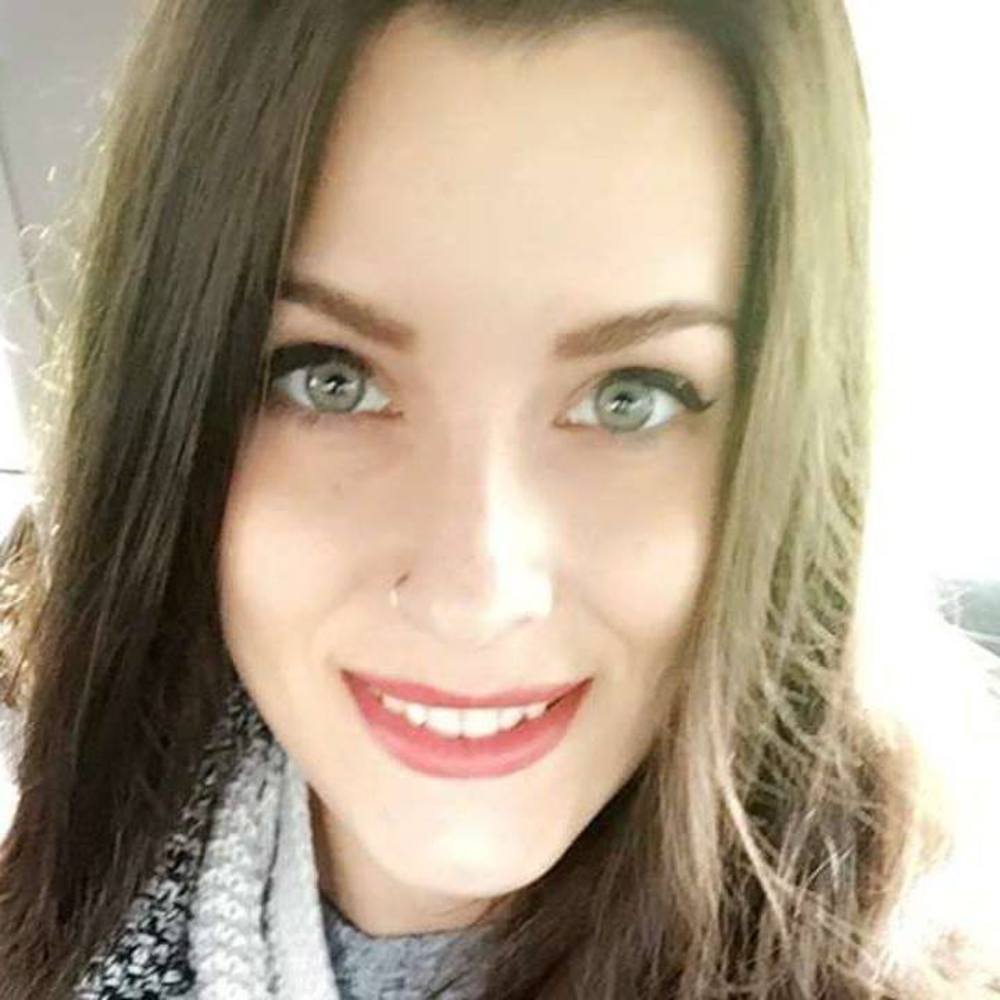 Meet your Posher, Amber