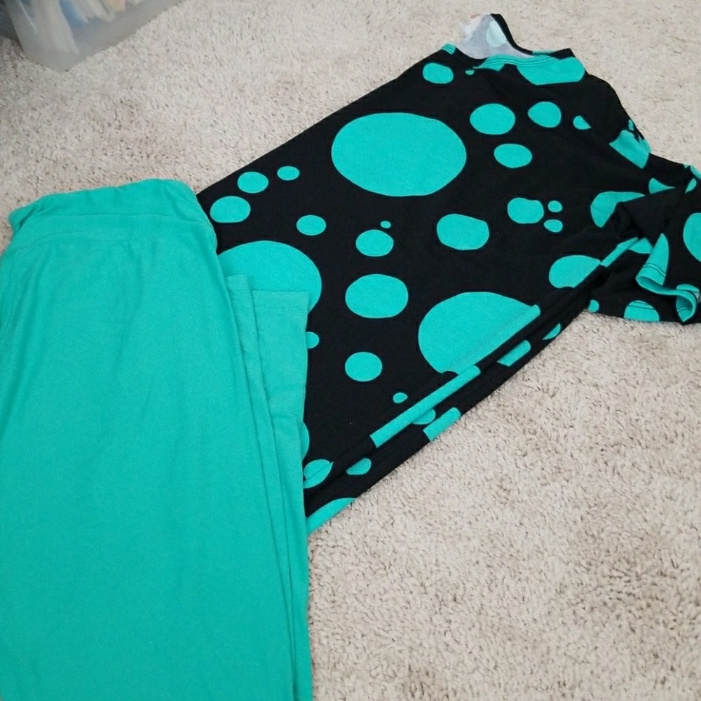 Lularoe Irma and Matching Leggings