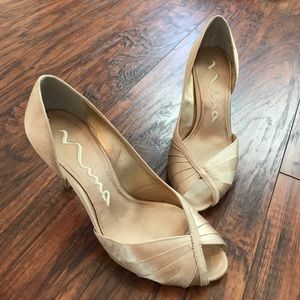 Gold satin pumps size 7M