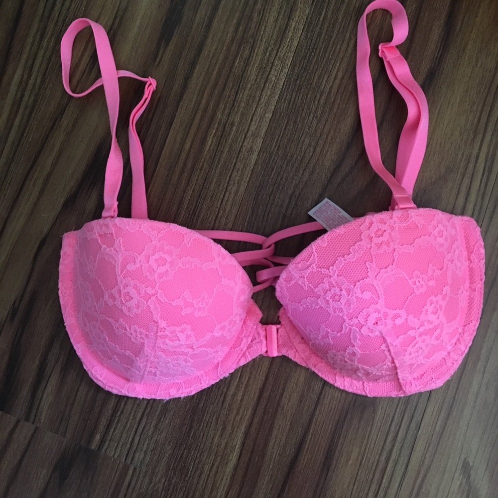 NWT VS multi way bra