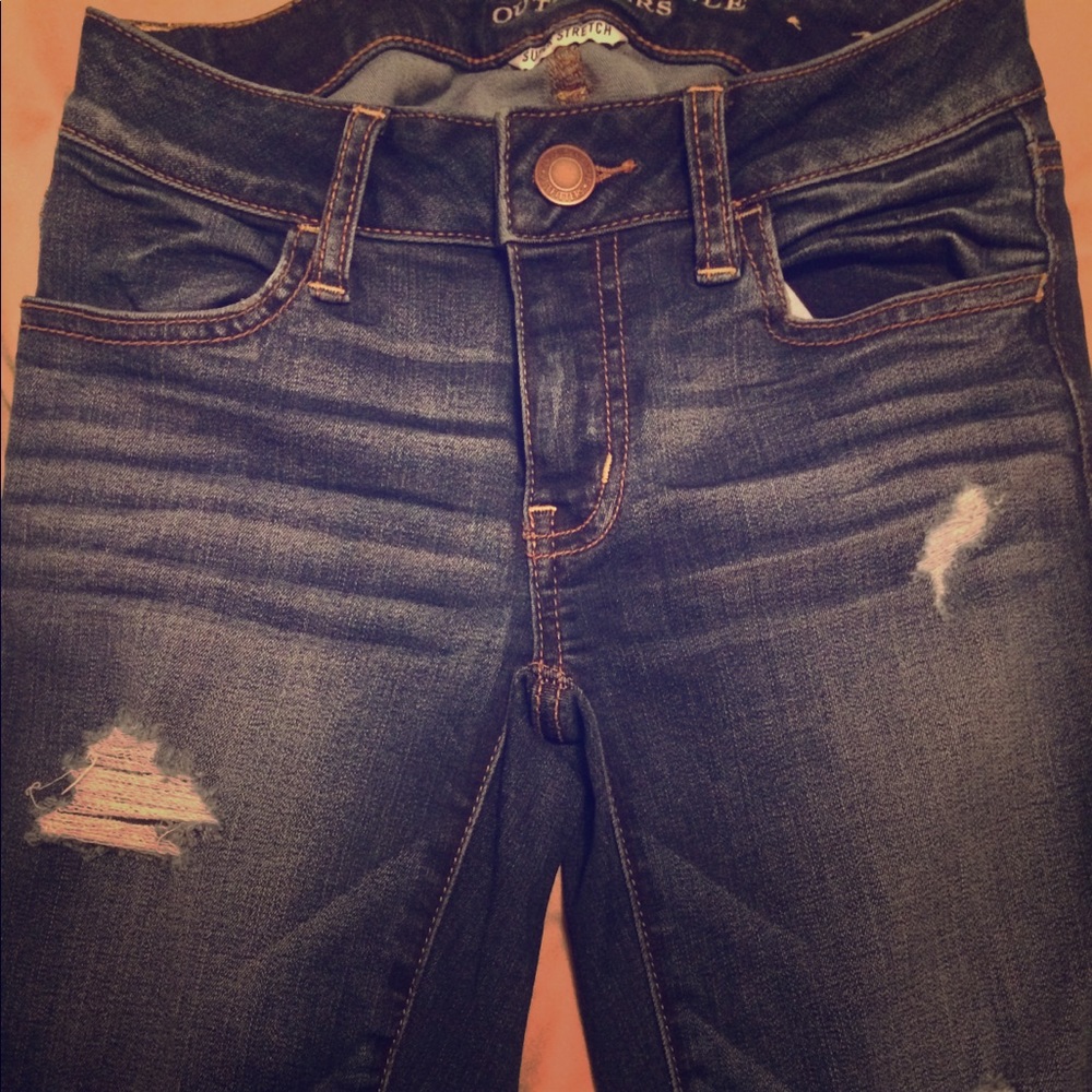 American Eagle Destructed Jeggings!