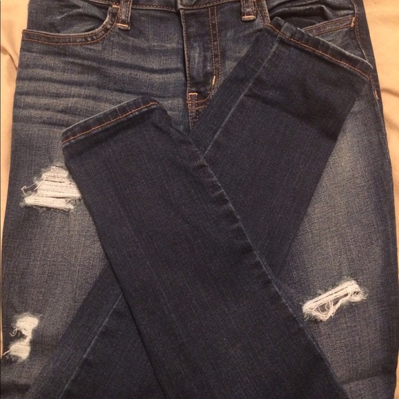 American Eagle Destructed Jeggings! - Picture 2 of 5