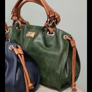 Simply Noelle NWT Fern Crossbody Satchel