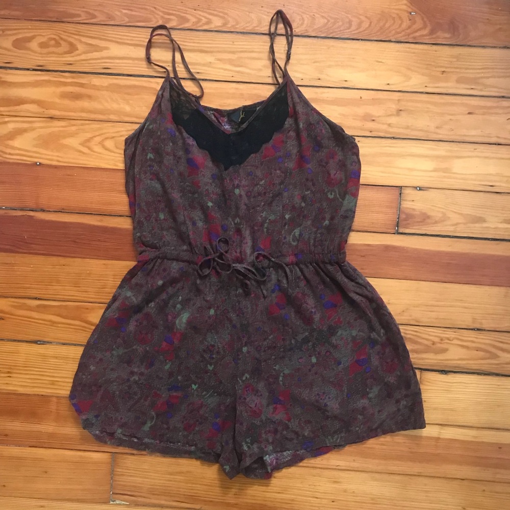 BB Dakota Floral Romper