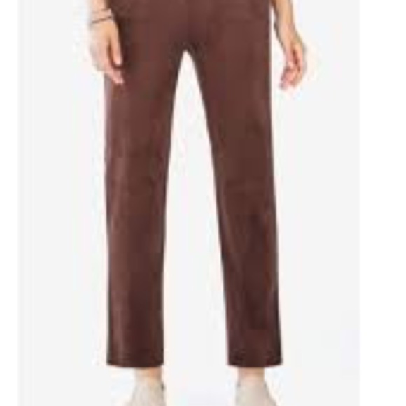 BCBGMAXAZRIA
Women's Omari Faux Suede Pant - Picture 2 of 6
