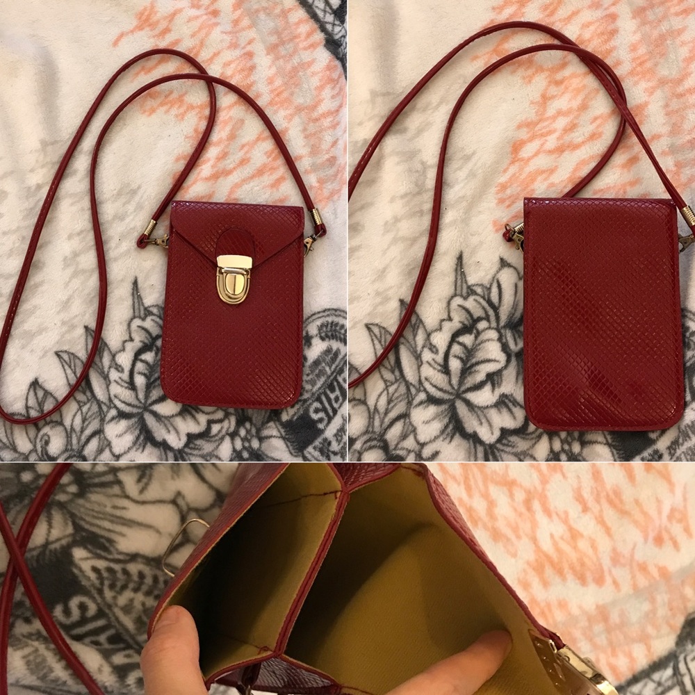 Red phone/credit card/cash holder