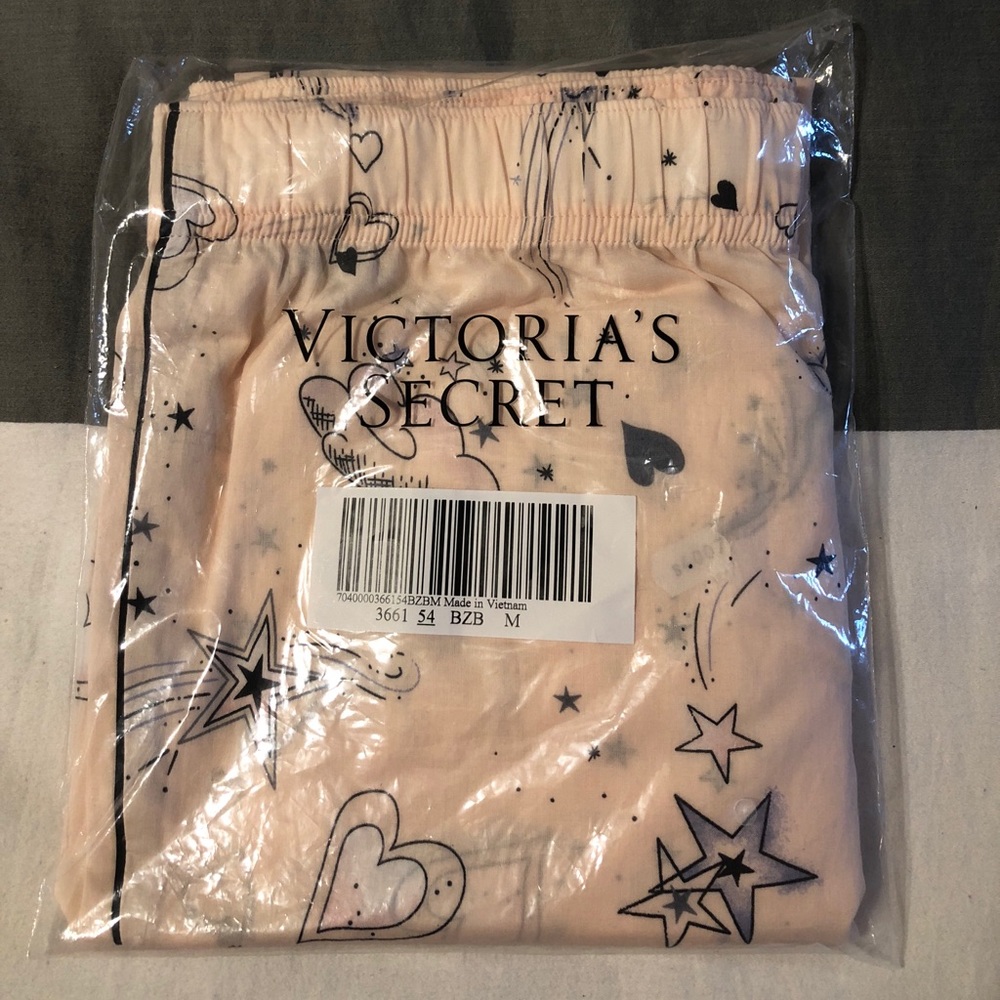 Victoria’s Secret sleep jogger. Medium, BNWT