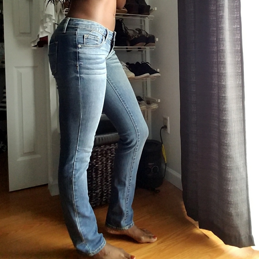 Mossimo mid rise straight leg 00 24 R