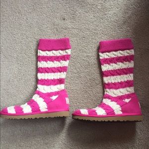 Pink/white crochet UGG Australia