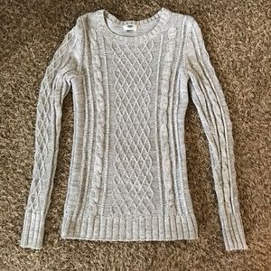 Old Navy gray sweater