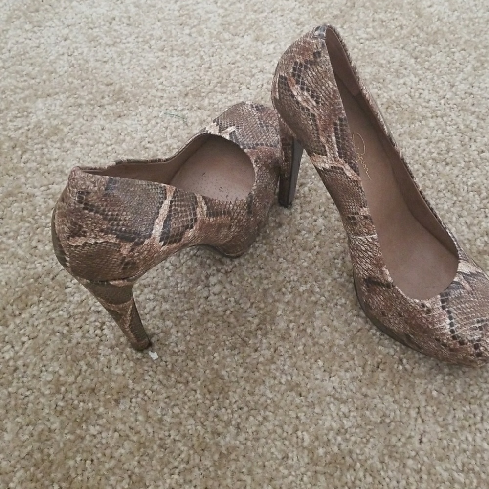 Can't were hi heels