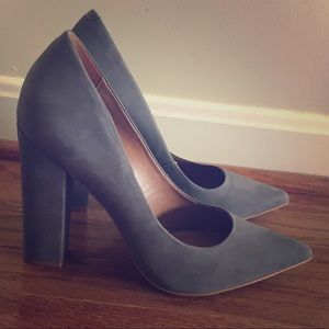 STEVE MADDEN Chunky Heels