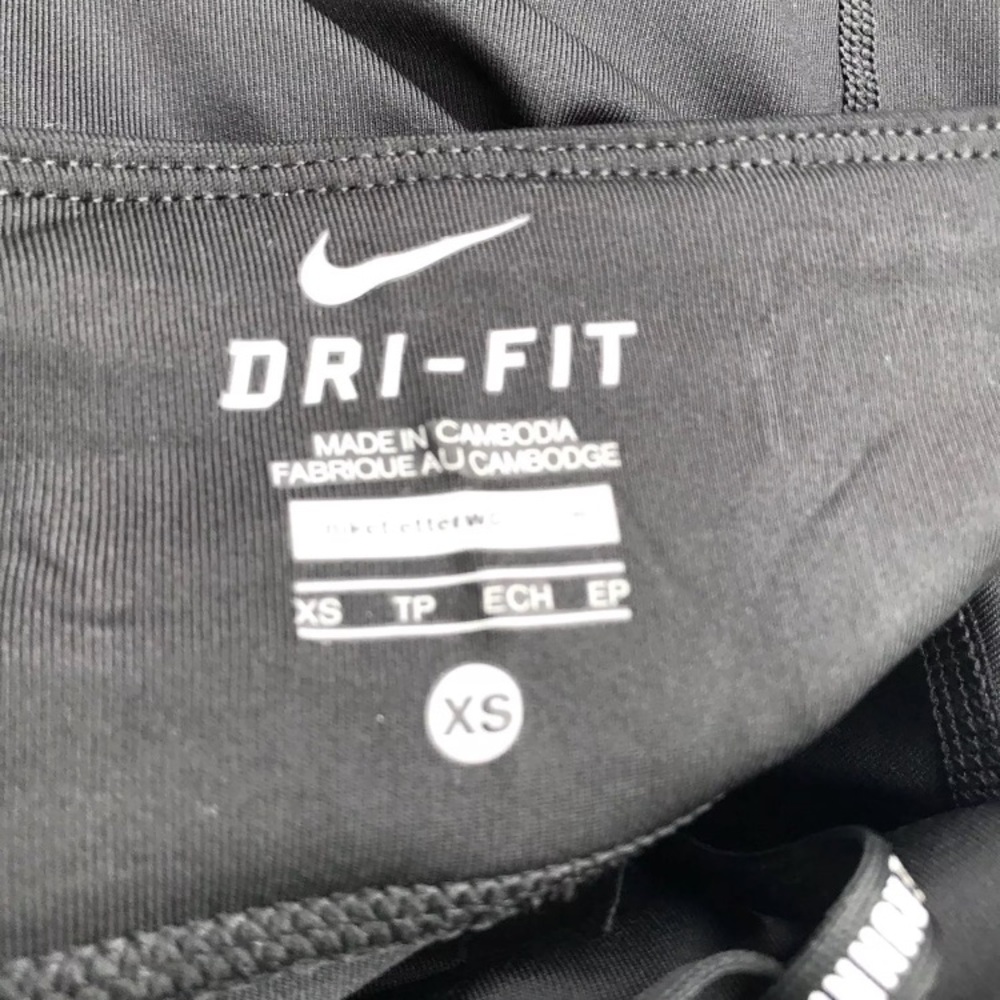 Women’s Nike running leggings Capri length