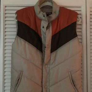 Vintage men’s guess puffy vest