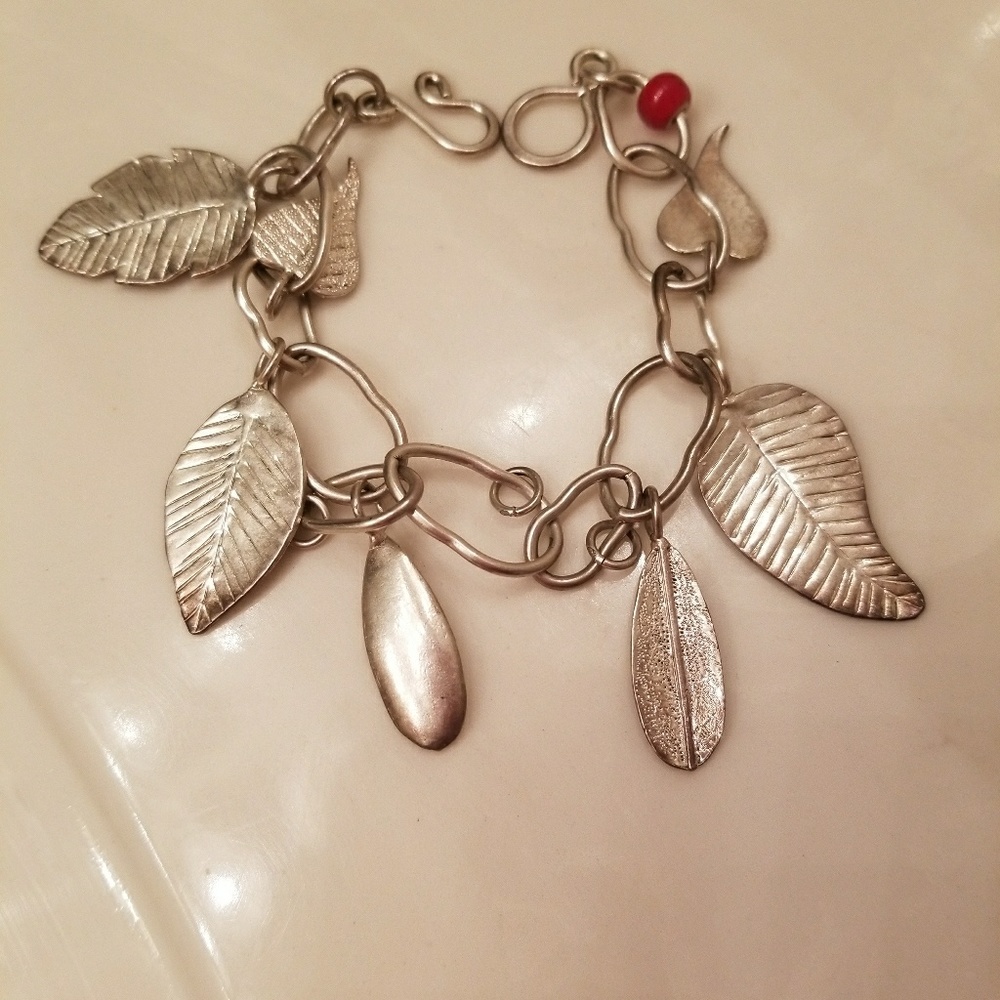 Charm bracelet