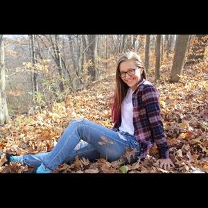 Meet your Posher, Nora