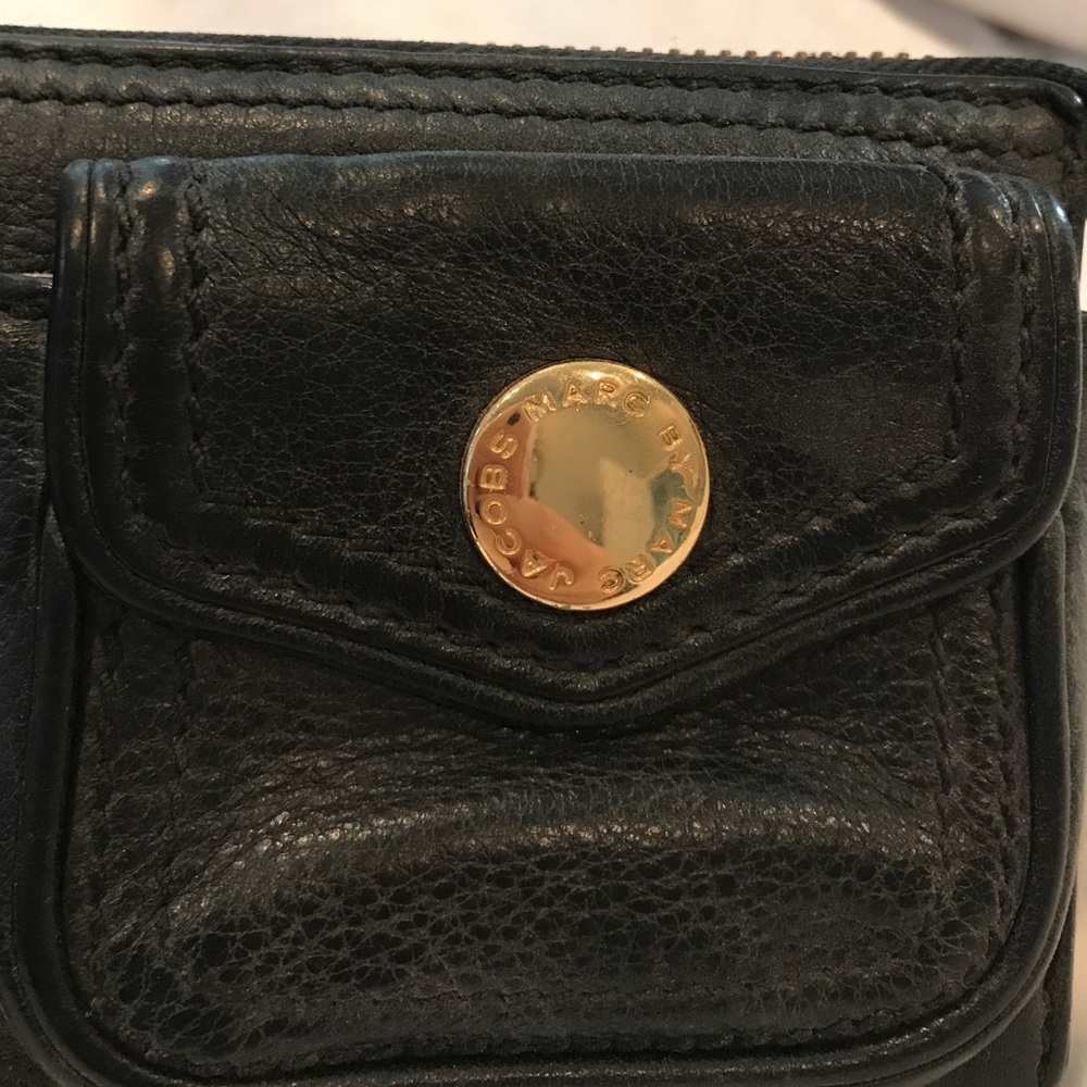 Wallet - Picture 2 of 5
