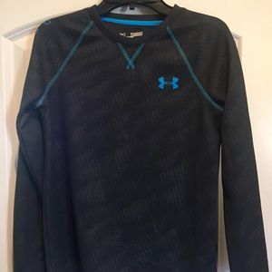 Boys Under Armour Long Sleeve Cold Gear Shirt