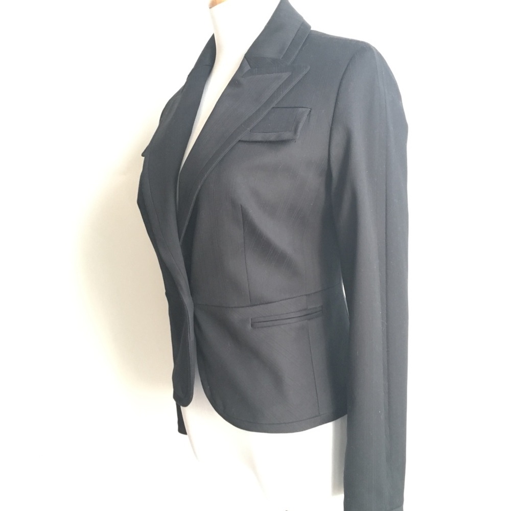 Body by Victoria Blazer - Picture 4 of 8