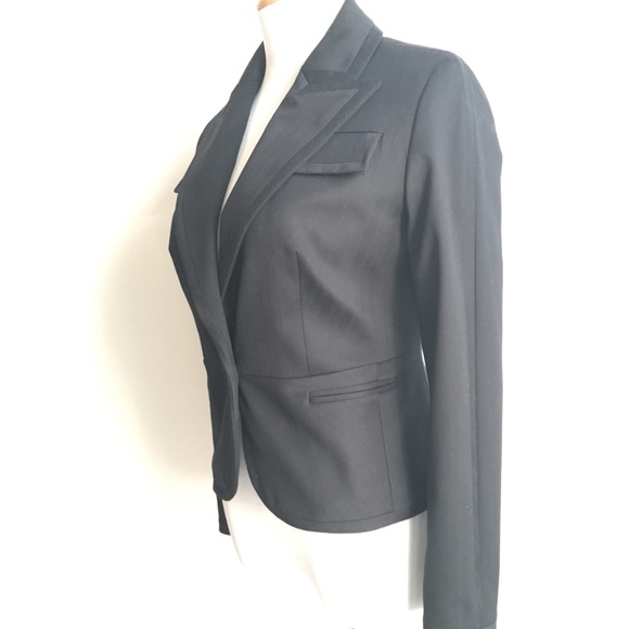 Body by Victoria Blazer - Picture 4 of 8