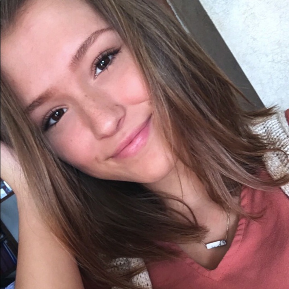 Meet your Posher, Mallory