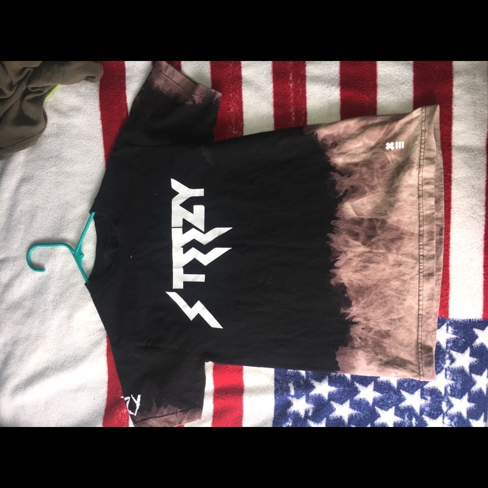 Steezy brand shirt