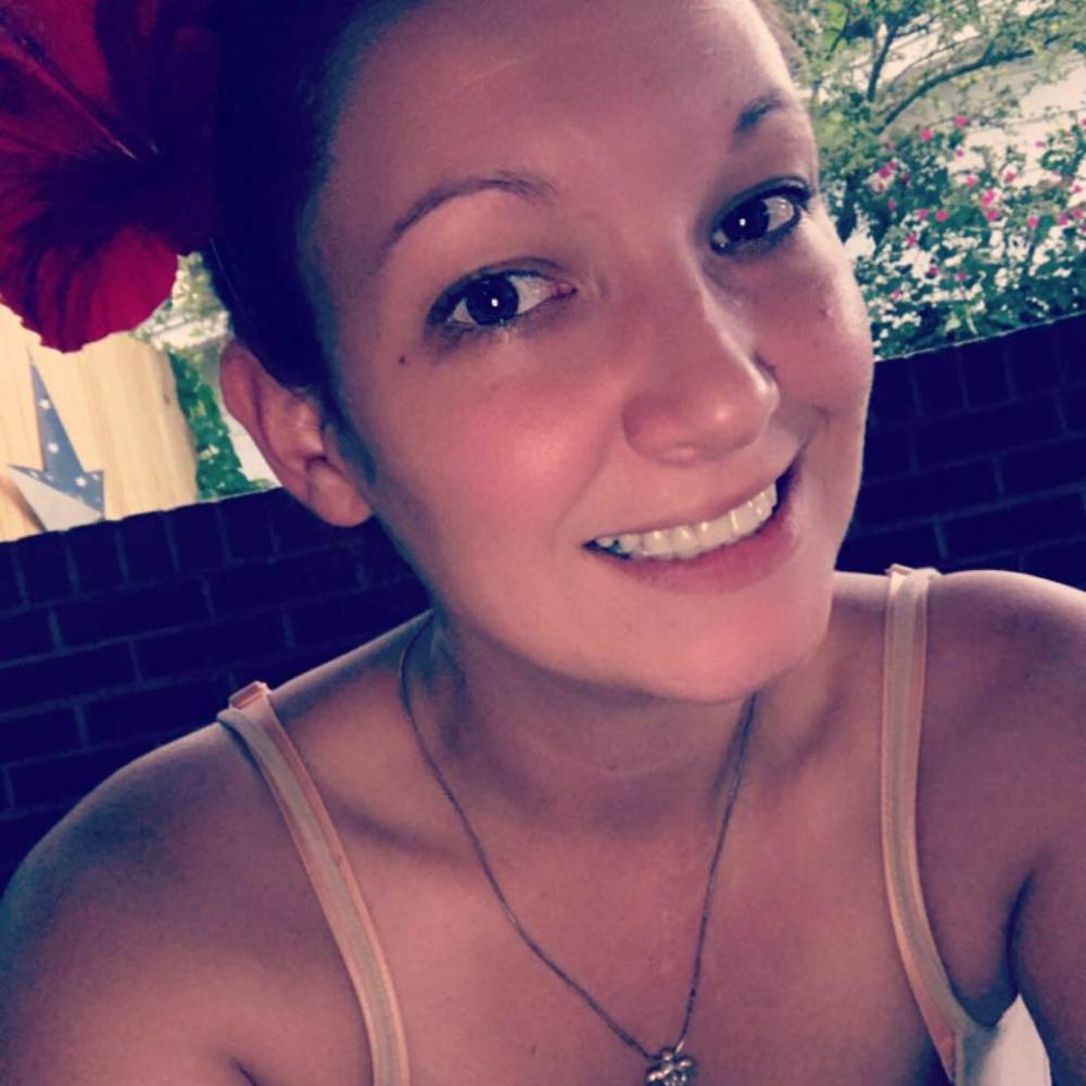 Meet your Posher, April