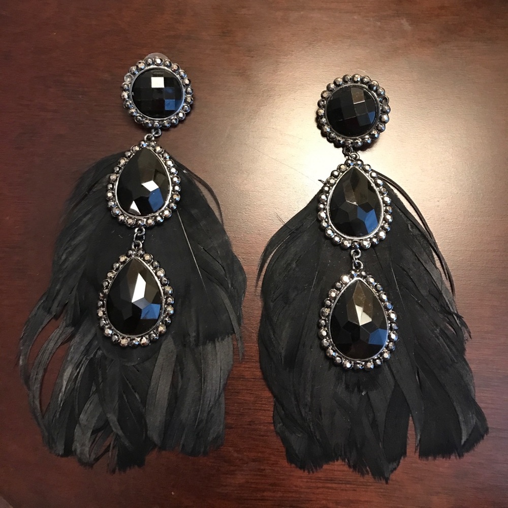 👑  Black Earrings 👑