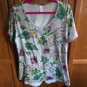 LulaRoe Classic Tee