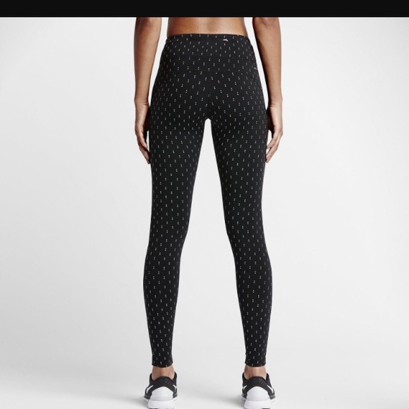 nike epic lux flash tights