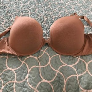 Victoria Secret 38DD bra