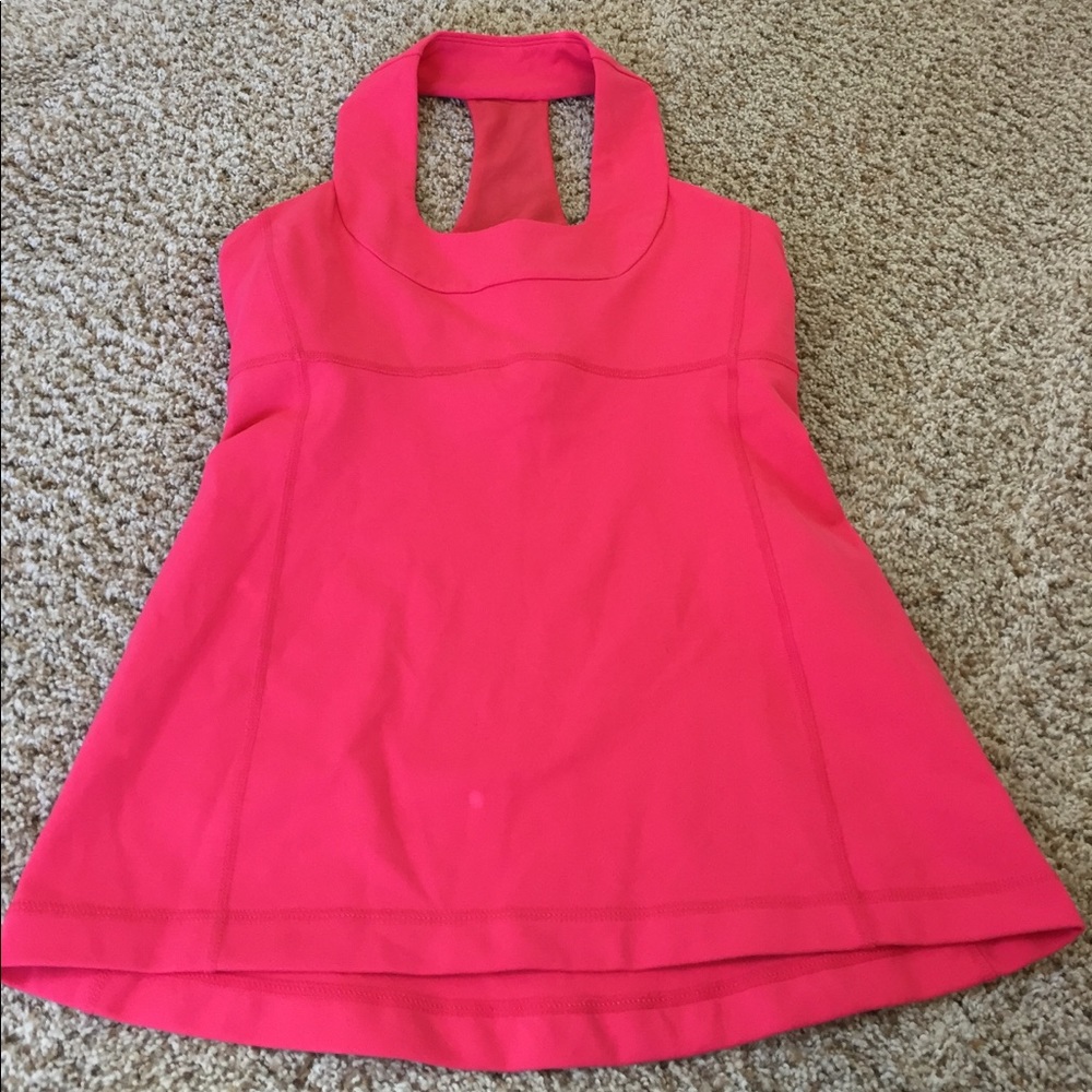 Lululemon Athletica racerback w/built in shelf bra