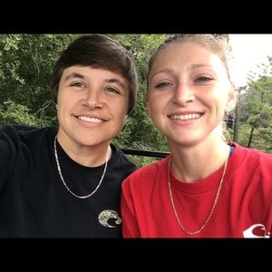 Meet your Posher, Renee