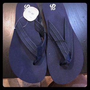 Navy blue rubber flip flops size 9-10