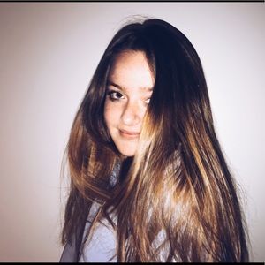 Meet your Posher, Emily
