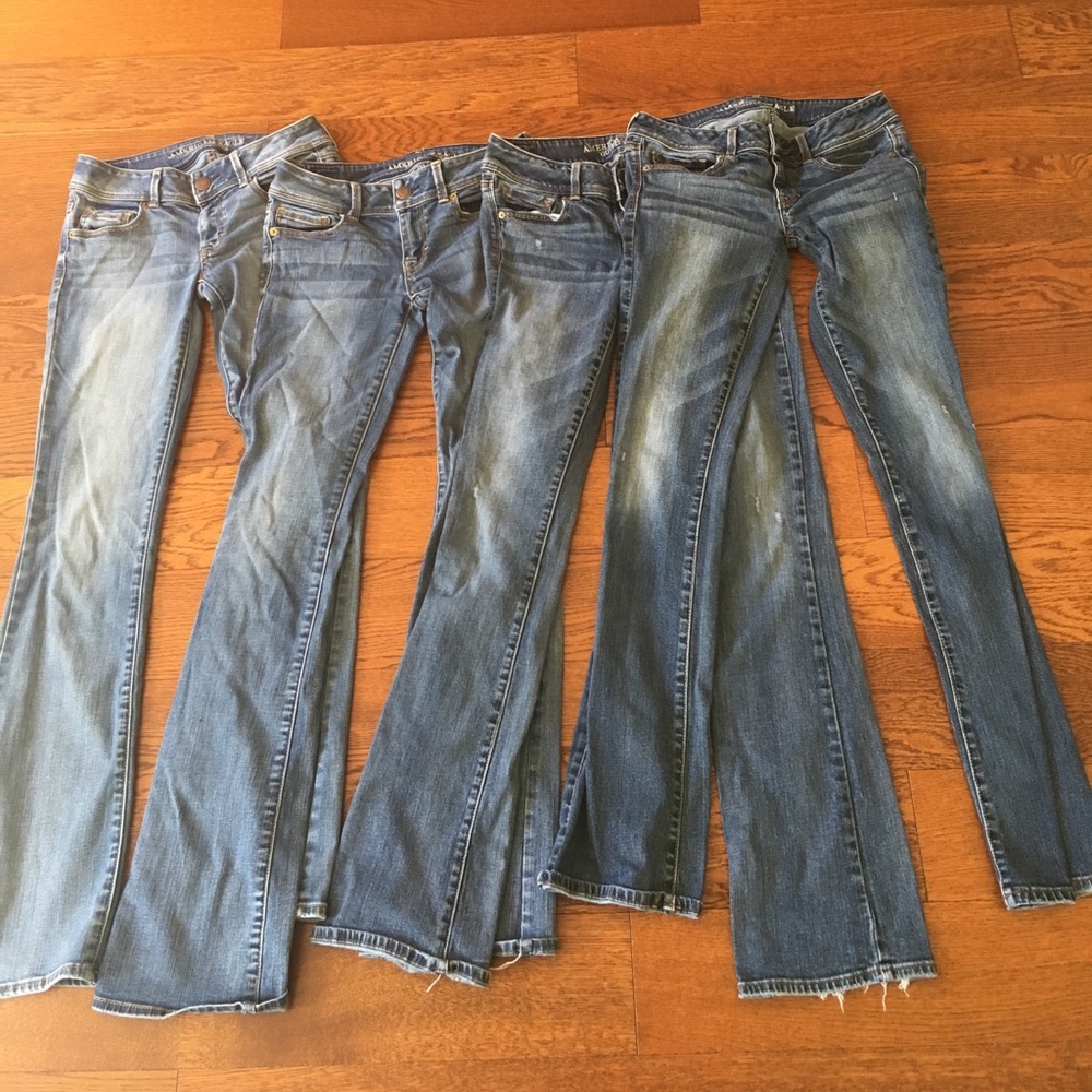 4 pair of American Eagle jeans. Smoke free home.