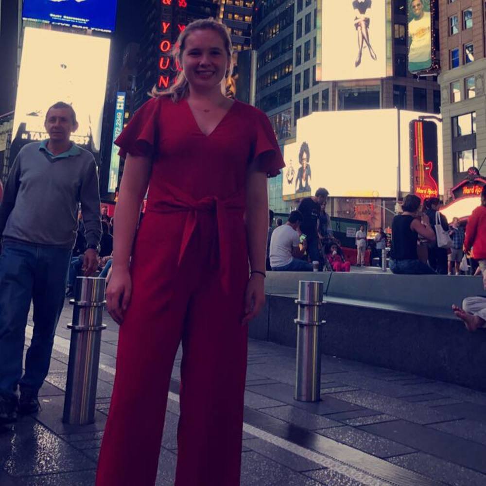 Meet your Posher, Leah