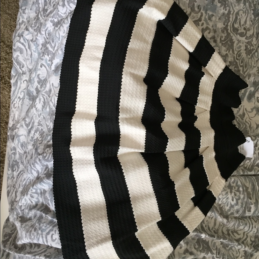 Foreign Exchange (Size- medium)