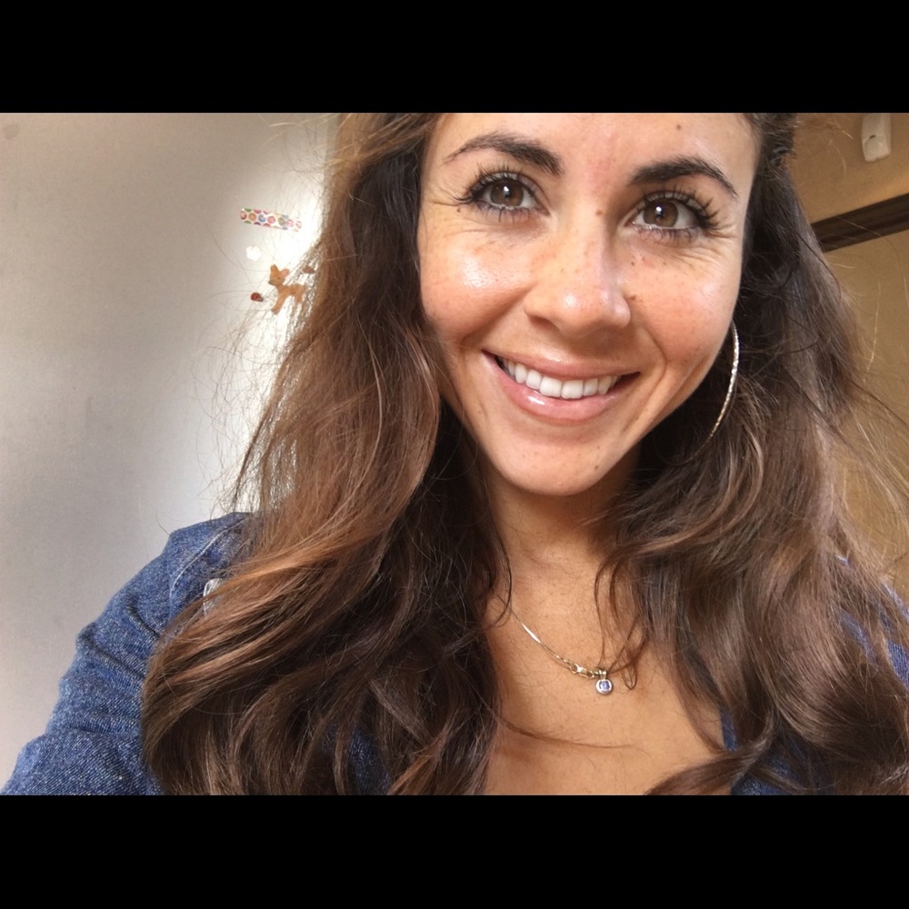 Meet your Posher, Hayley