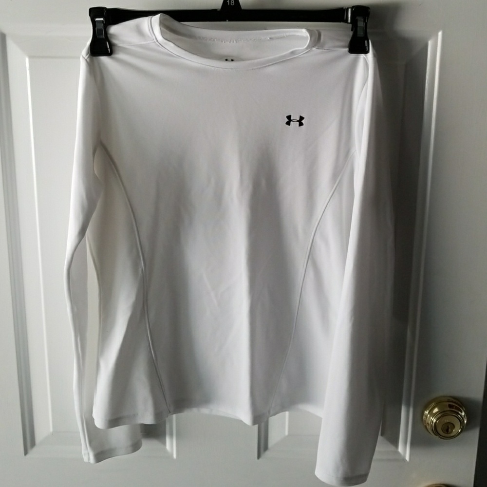 Women's Under Armour long sleeve shirt