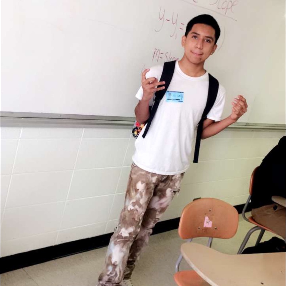 Meet your Posher, Victor