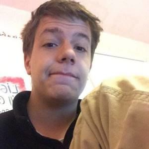 Meet your Posher, Troy