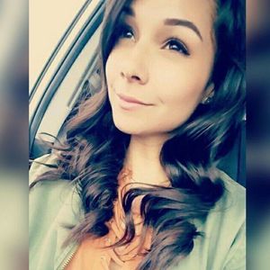 Meet your Posher, Liz